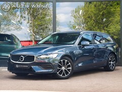 Volvo V60 - 2.0 D4 Momentum | Panodak | Trekhaak | Leder