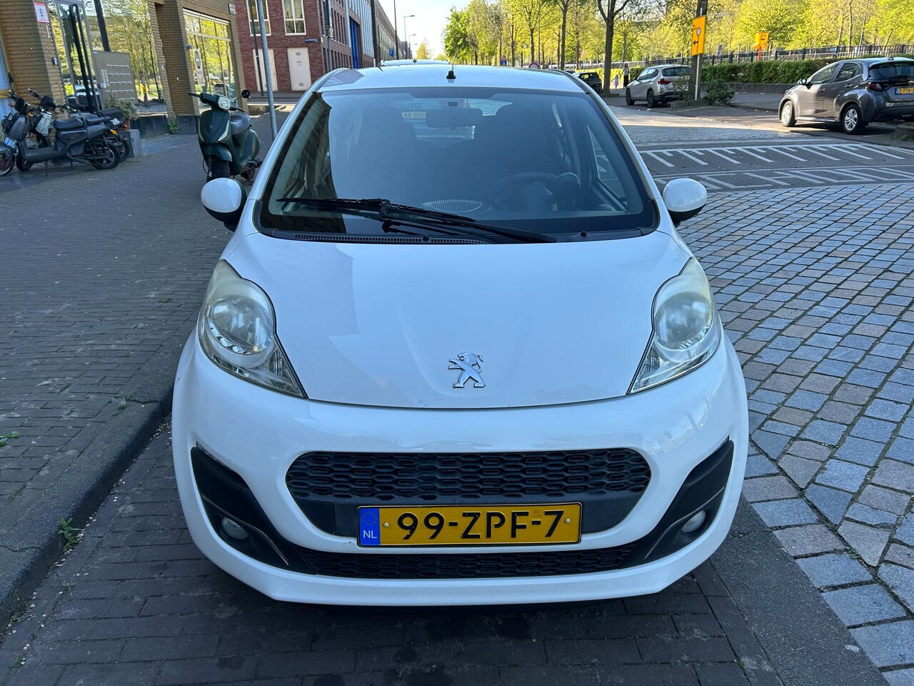Peugeot 107 - 1.0 Active - AutoWereld.nl