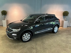 Volkswagen T-Roc - 1.0 TSI T-Roc - Camera - Navi - Ambi - AppleCarplay