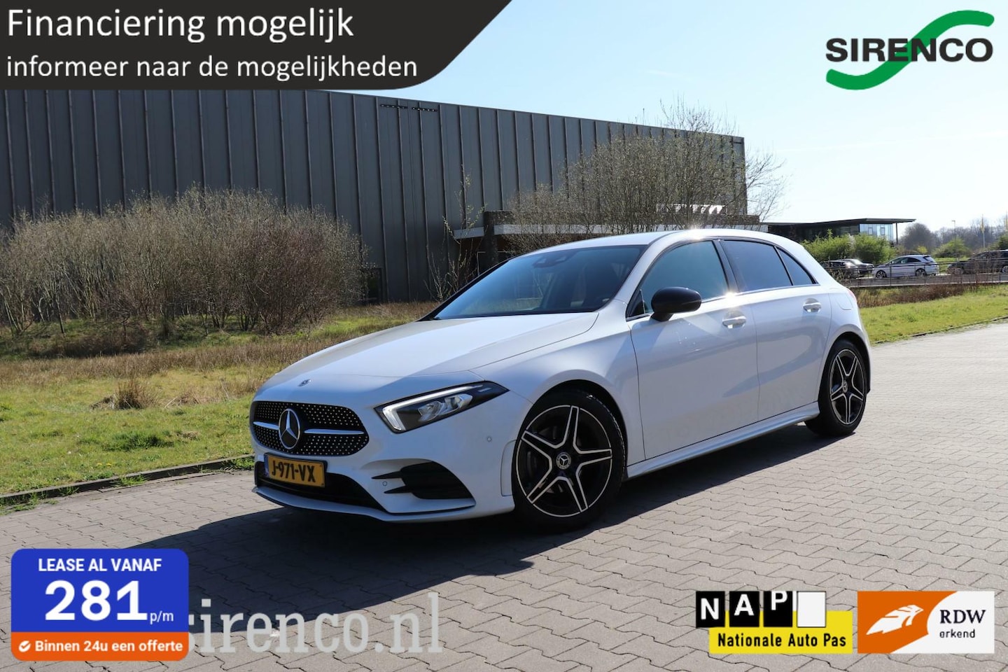 Mercedes-Benz A-klasse - 180 AMG sfeerverlichting carplay/android sportzetels parelmoer widescreen virtual cockpit - AutoWereld.nl