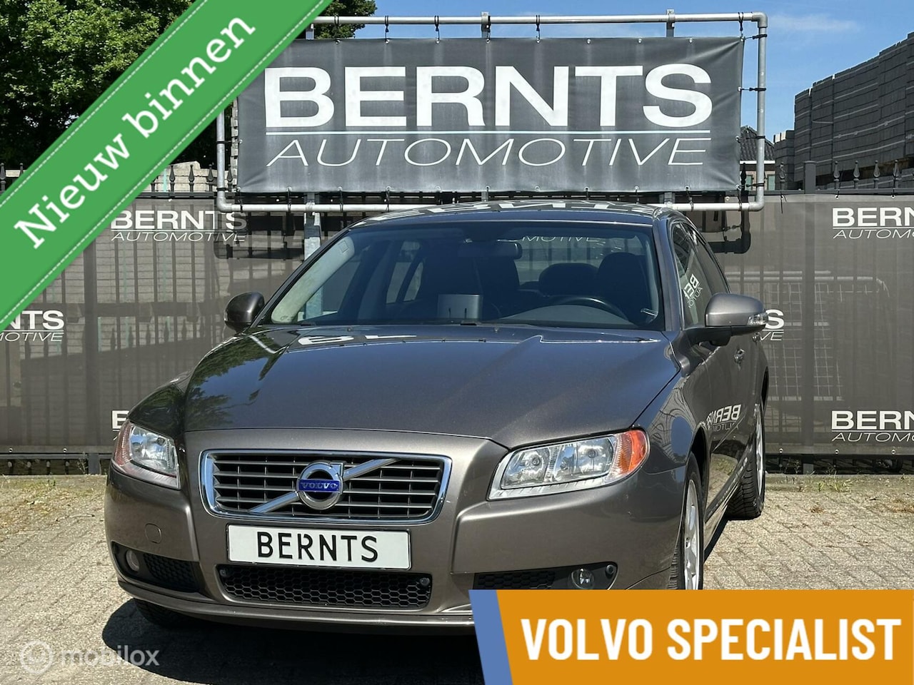 Volvo S80 - 3.2 Momentum|Navi|Leder|Bluetooth|Youngtimer - AutoWereld.nl