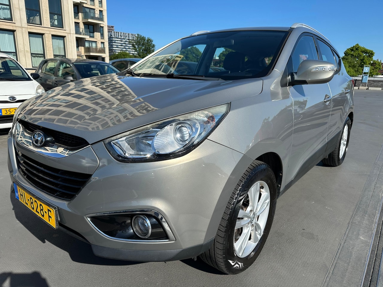 Hyundai ix35 - 2.0i Business Edition Nette Auto met trekhaak en nieuwe koppeling Rijklaar - AutoWereld.nl