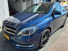 Mercedes-Benz B-klasse - 180 Ambition StoelVerwarming Airco Cruise PDC LMV Nette Auto