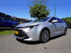 Toyota Corolla Touring Sports - 2.0 Hybrid 184pk CVT Business Intro Trekhaak Multi Media Navigatie
