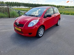 Toyota Yaris - 1.0 VVTi