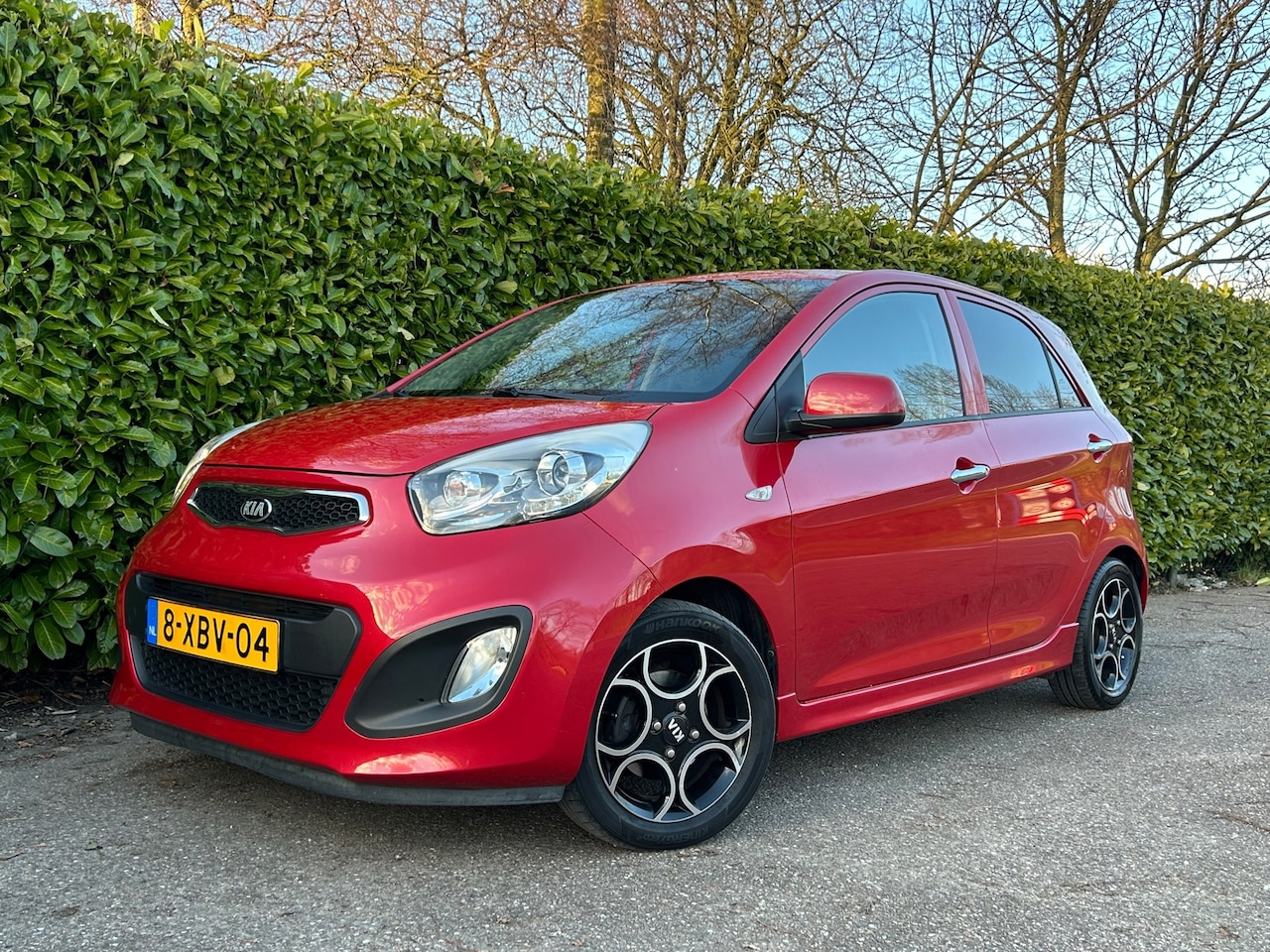 Kia Picanto - 1.2 CVVT World Cup Edition | 4 Cilinder | H-Leder | Airco | 5 Zits | 14" Velgen | BT/AUX/U - AutoWereld.nl