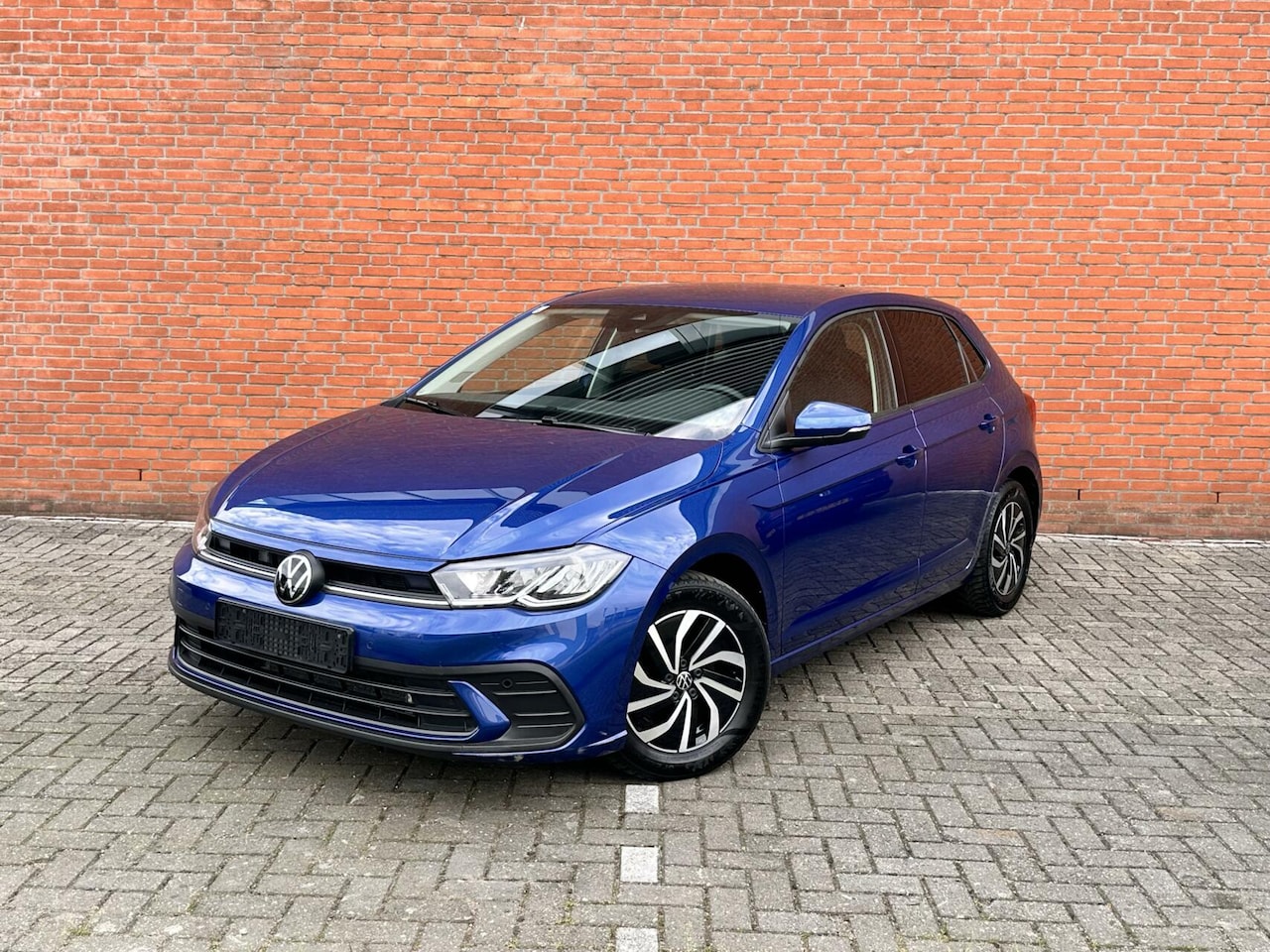 Volkswagen Polo - 1.0 TSI LIFE|PDC|CARPLAY|ACC|STOELVERWARMING - AutoWereld.nl