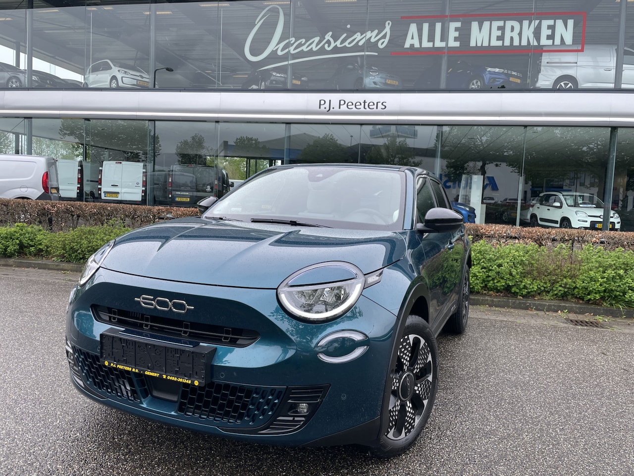 Fiat 600 - 1.2 Hybrid 100 La Prima // Full options Climate control -Cruise control adaptive - Park. s - AutoWereld.nl