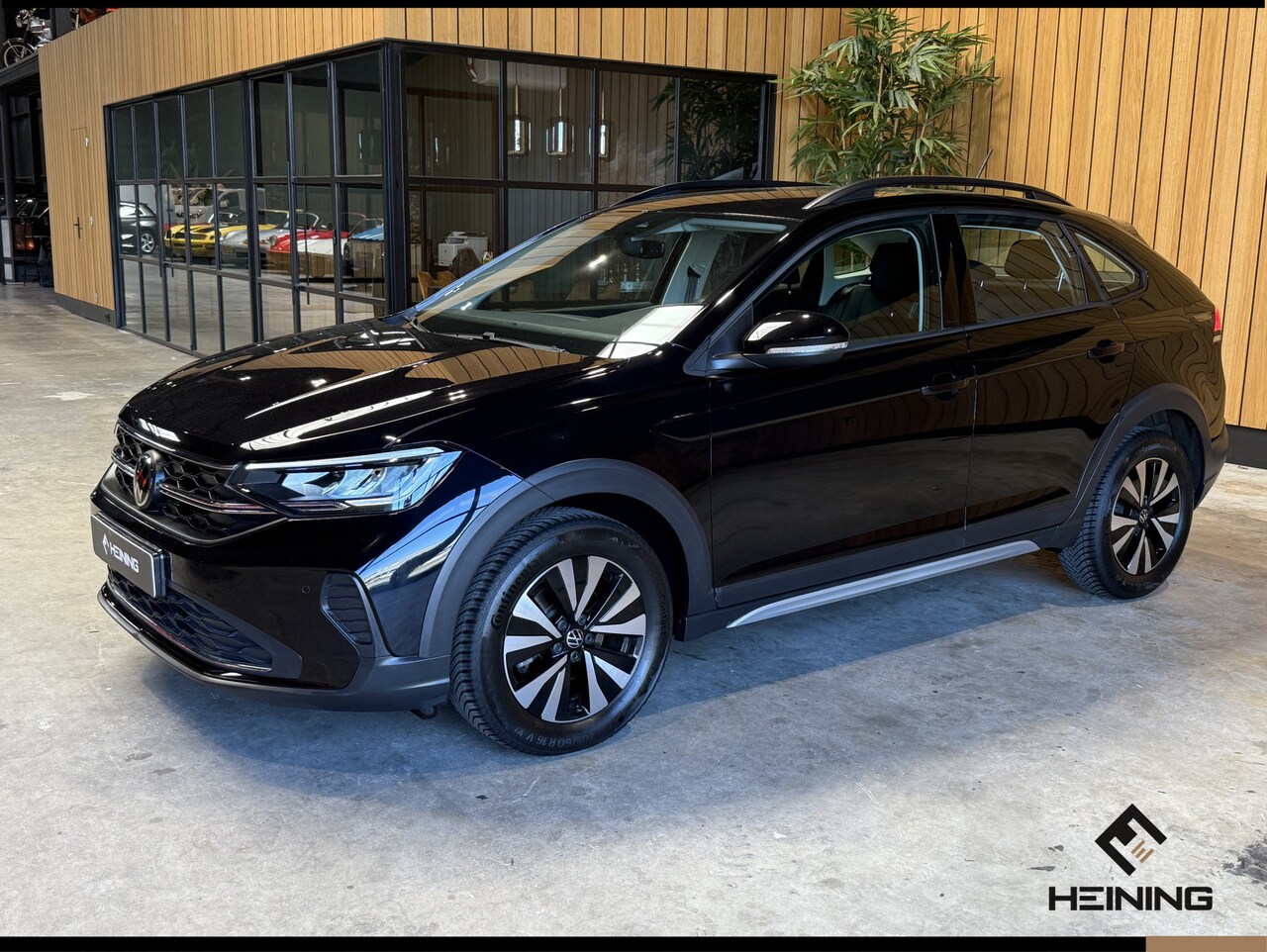 Volkswagen Taigo - 1.0 TSI Life. Navi. Apple carplay. PDC. Hollandse auto met NAP - AutoWereld.nl