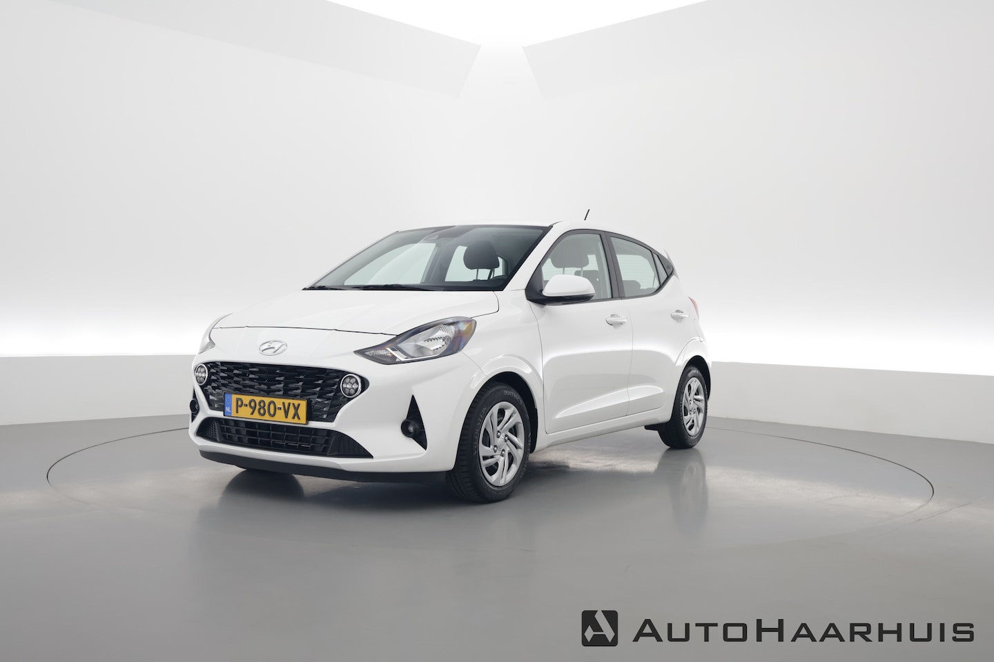 Hyundai i10 - 1.0 Comfort 5-zits | CarPlay | All Season | DAB | Airco | 14" - AutoWereld.nl