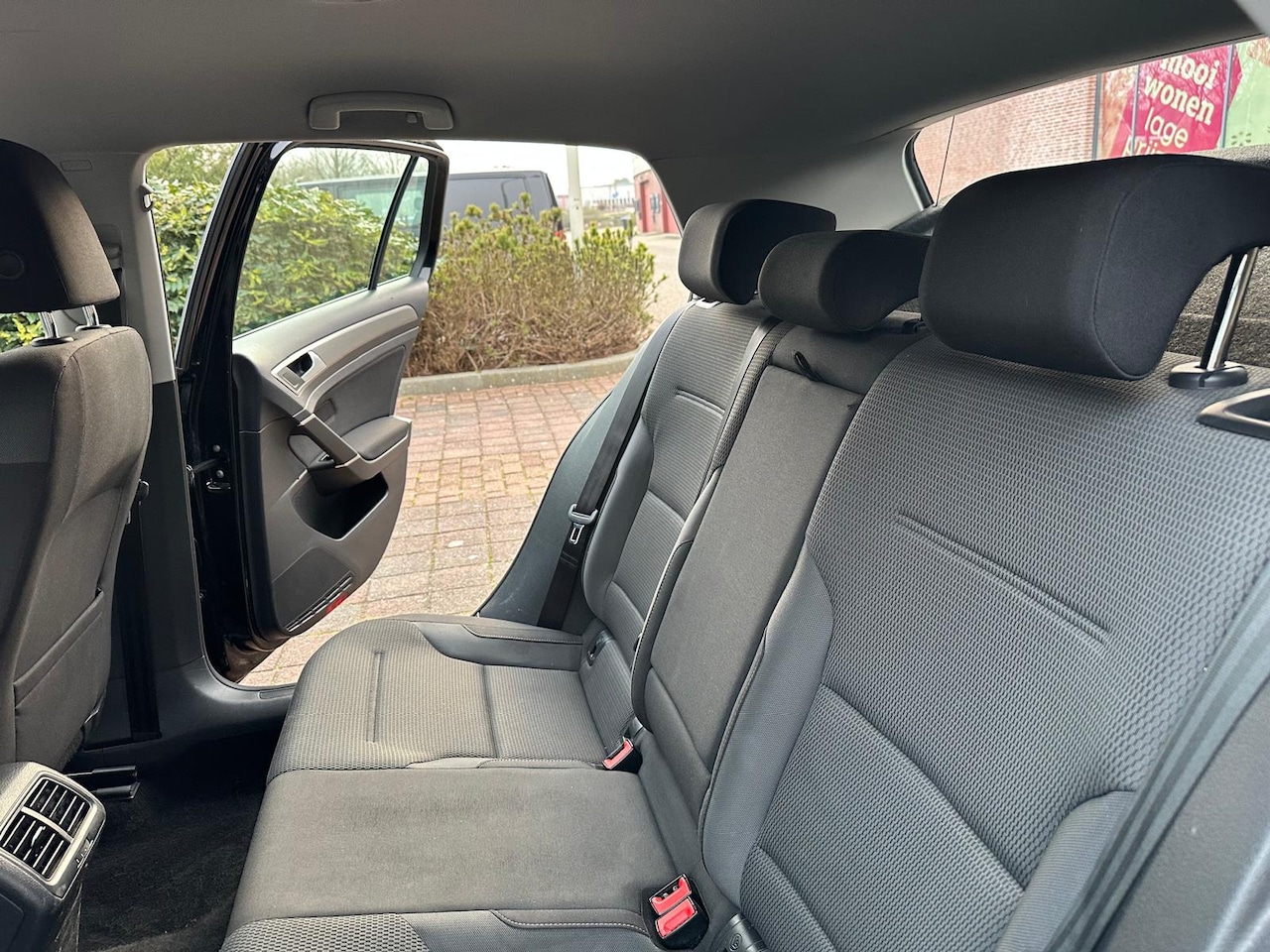 Volkswagen Golf - 1.0 TSI Comfortline - AutoWereld.nl