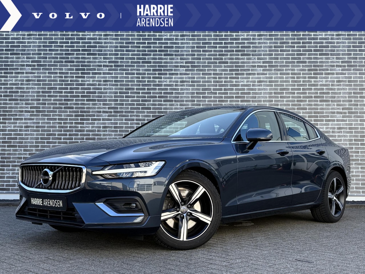 Volvo S60 - 2.0 B5 Inscription | Adaptieve Cruise Control | Camera | Adaptieve LED | Verw. stuurwiel | - AutoWereld.nl