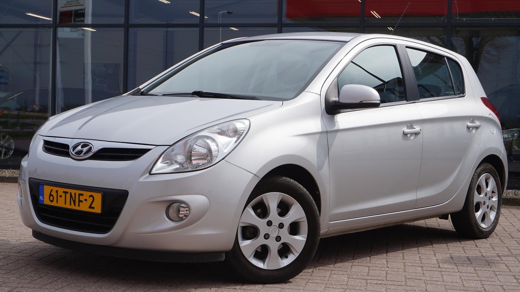 Hyundai i20 - 1.2 Eye catcher / Clima / Lm-velgen - AutoWereld.nl