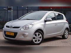 Hyundai i20 - 1.2 Eye catcher / Clima / Lm-velgen