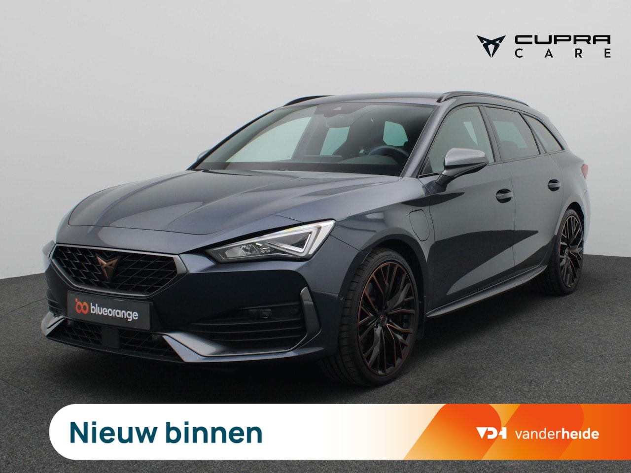 CUPRA Leon Sportstourer - 1.4 e-Hybrid VZ Business 245PK DSG Full led, trekhaak, adaptive cruise met travel assist, - AutoWereld.nl