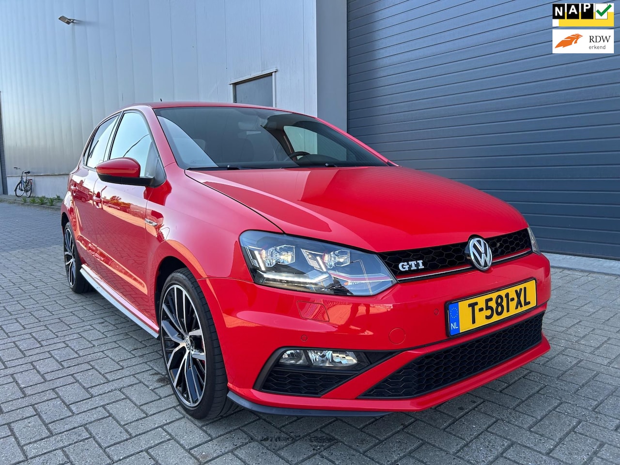 Volkswagen Polo - 1.8 TSI GTI AUT CLIMA PDC 2015 - AutoWereld.nl
