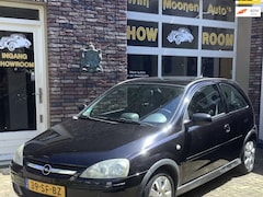 Opel Corsa - 1.4-16V Silverline