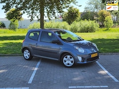 Renault Twingo - 1.2-16V Authentique / Airco / TYrekhaak / Nieuwe Apk