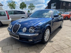 Jaguar S-type - 2.5 V6 Executive (ADVERTENTIE GOED LEZEN)