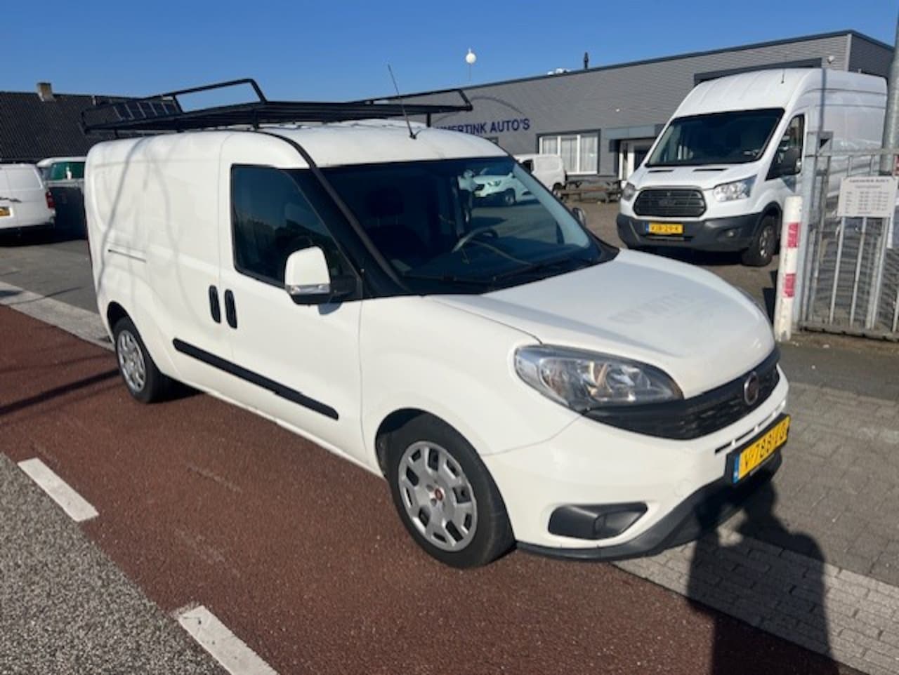 Fiat Doblò Cargo - 1.6 MJ 77KW L2H1 Maxi SX AIRCO KLIMA NAVI EURO6 - AutoWereld.nl