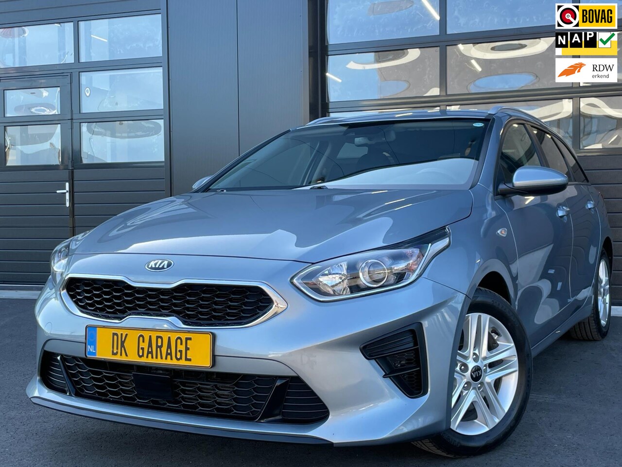 Kia Cee'd Sportswagon - Ceed 1.0 T-GDi DynamicLine |TREKHAAK|STOEL-,STUURVERW.|CLIMATE,CRUISE CONTROL|LANE-ASSIST| - AutoWereld.nl