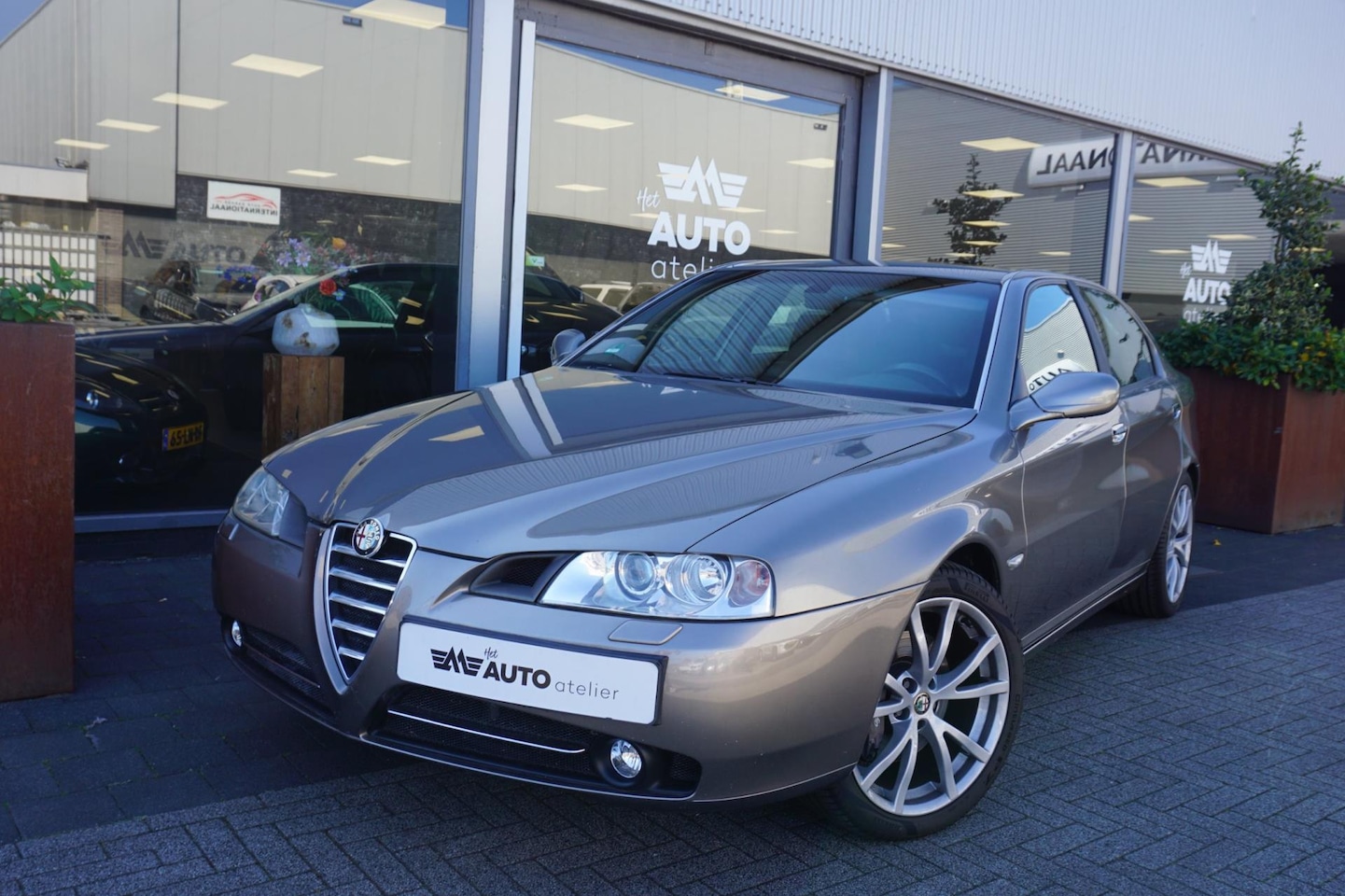 Alfa Romeo 166 - 3.0 V6 Distinctive 3.0 V6 Distinctive - AutoWereld.nl