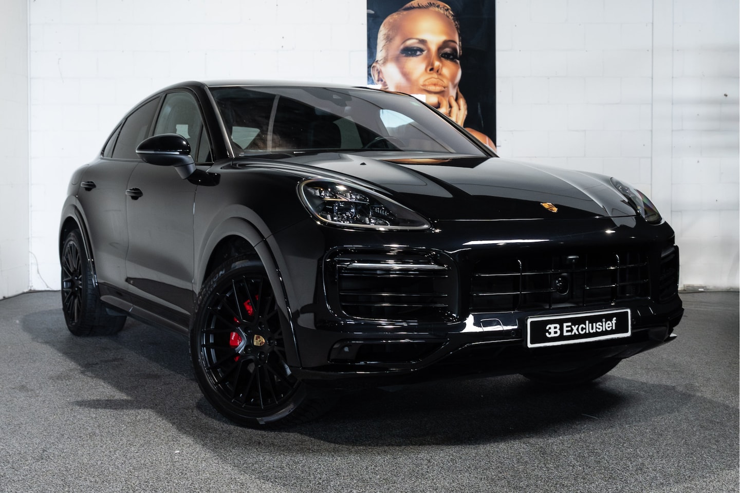 Porsche Cayenne Coupé - 3.0 E-Hybrid Pan. dak, Sport chrono - AutoWereld.nl