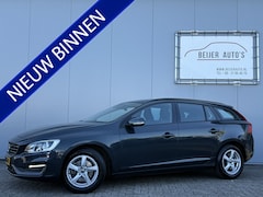 Volvo V60 - 1.6 T3 Momentum Dealer/Memory/Stoelverw