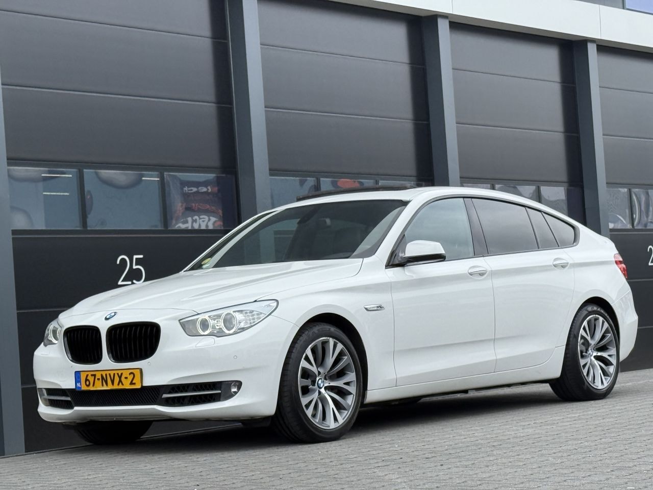 BMW 5-serie Gran Turismo - 530d Pano Leer Memory PDC - AutoWereld.nl