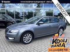 Skoda Octavia - 1.2 TSI Greentech Ambition Businessline | Parkeersensoren | Bluetooth | Navigatie | Dual C