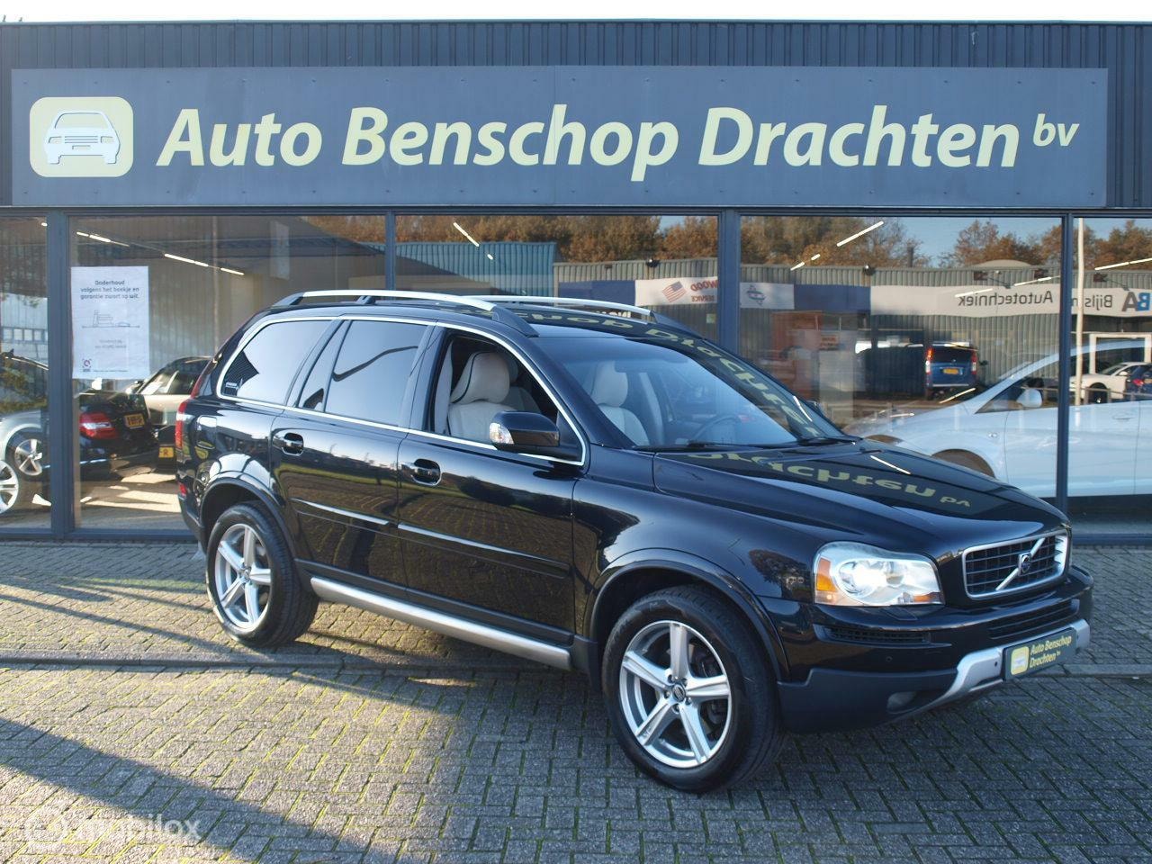Volvo XC90 - 7P D5 R-Design Xenon Leer ELec stoelen Stoelverw Pdc - AutoWereld.nl