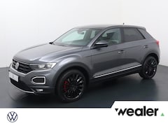 Volkswagen T-Roc - 1.5 TSI Sport Business R | 150 PK | Automaat | Achteruitrijcamera | Elek. achterklep |
