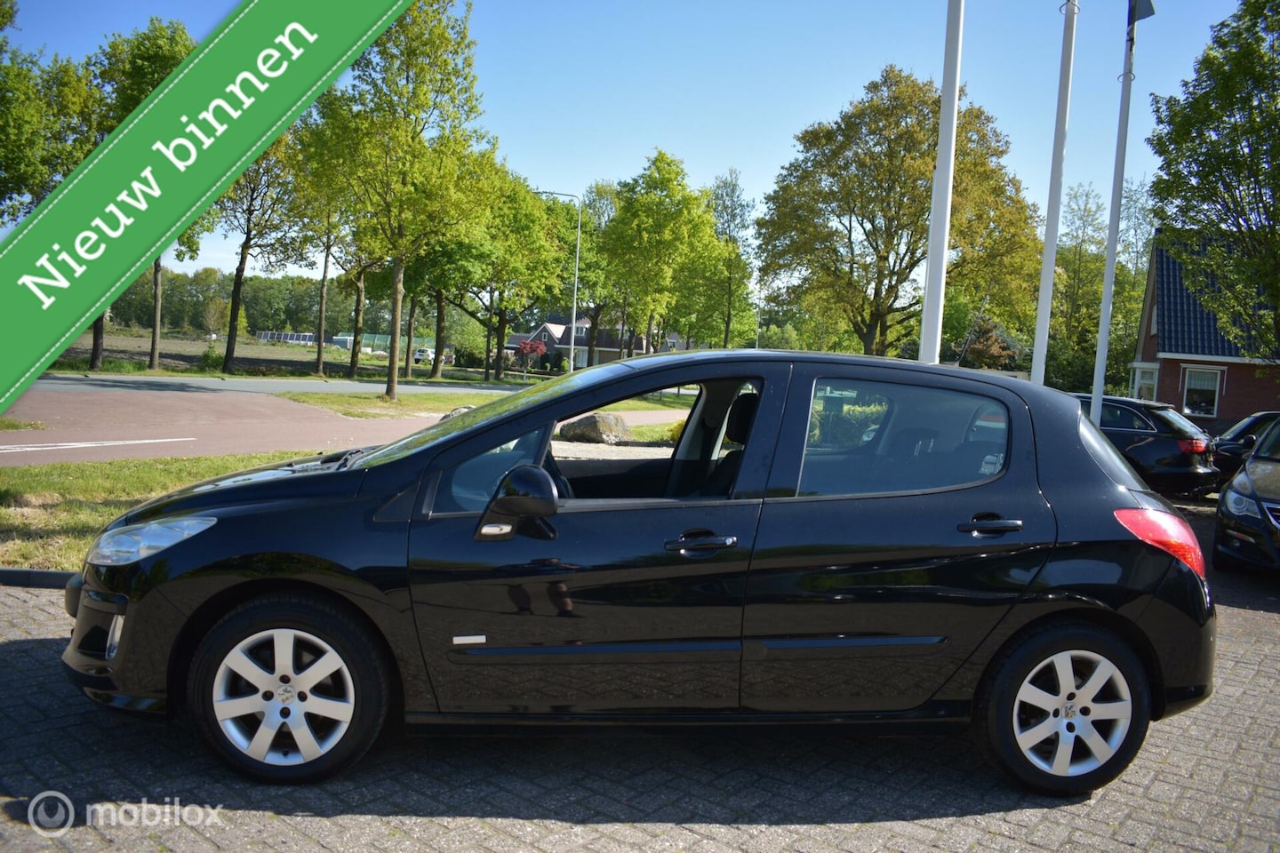 Peugeot 308 - 1.6 VTi Millesim 5DRS, Clima|Cruise||Navi! - AutoWereld.nl