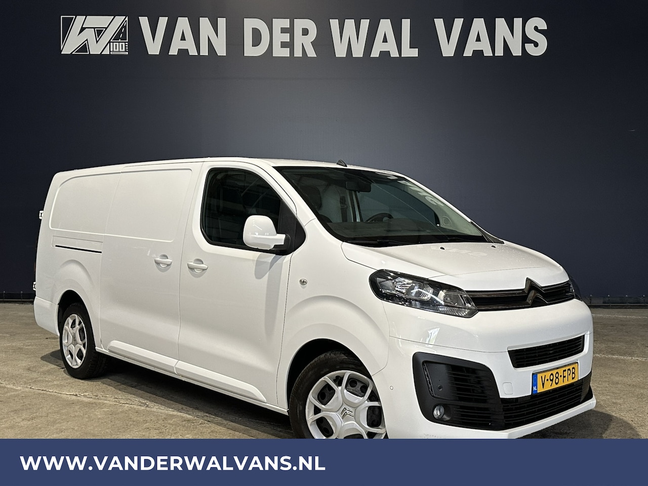 Citroën Jumpy - 2.0 BlueHDI 150 pk L3H1 XL Euro6 Airco | 2500KG Trekvermogen | Navigatie | Camera | Apple - AutoWereld.nl