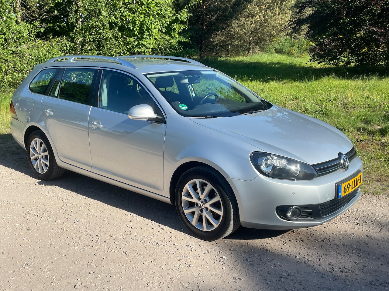 Volkswagen Golf Variant - 1.2 TSI Highline VW Golf Variant Highline DSG 1.2 TSI 77 KW 2010 - AutoWereld.nl