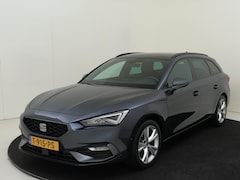 Seat Leon Sportstourer - 1.0 eTSI FR Business Intense | Parkeerassistent | Navigatie | Achteruitrijcamera | Dodehoe