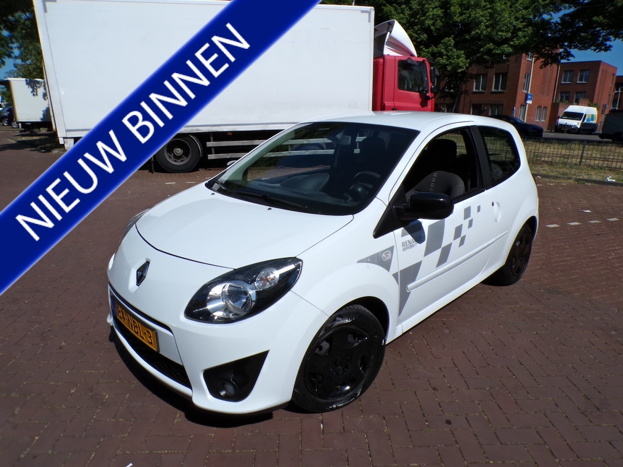 Renault Twingo - 1.2-16V Dynamique RIJDT EN SCHAKELT GOED..... - AutoWereld.nl