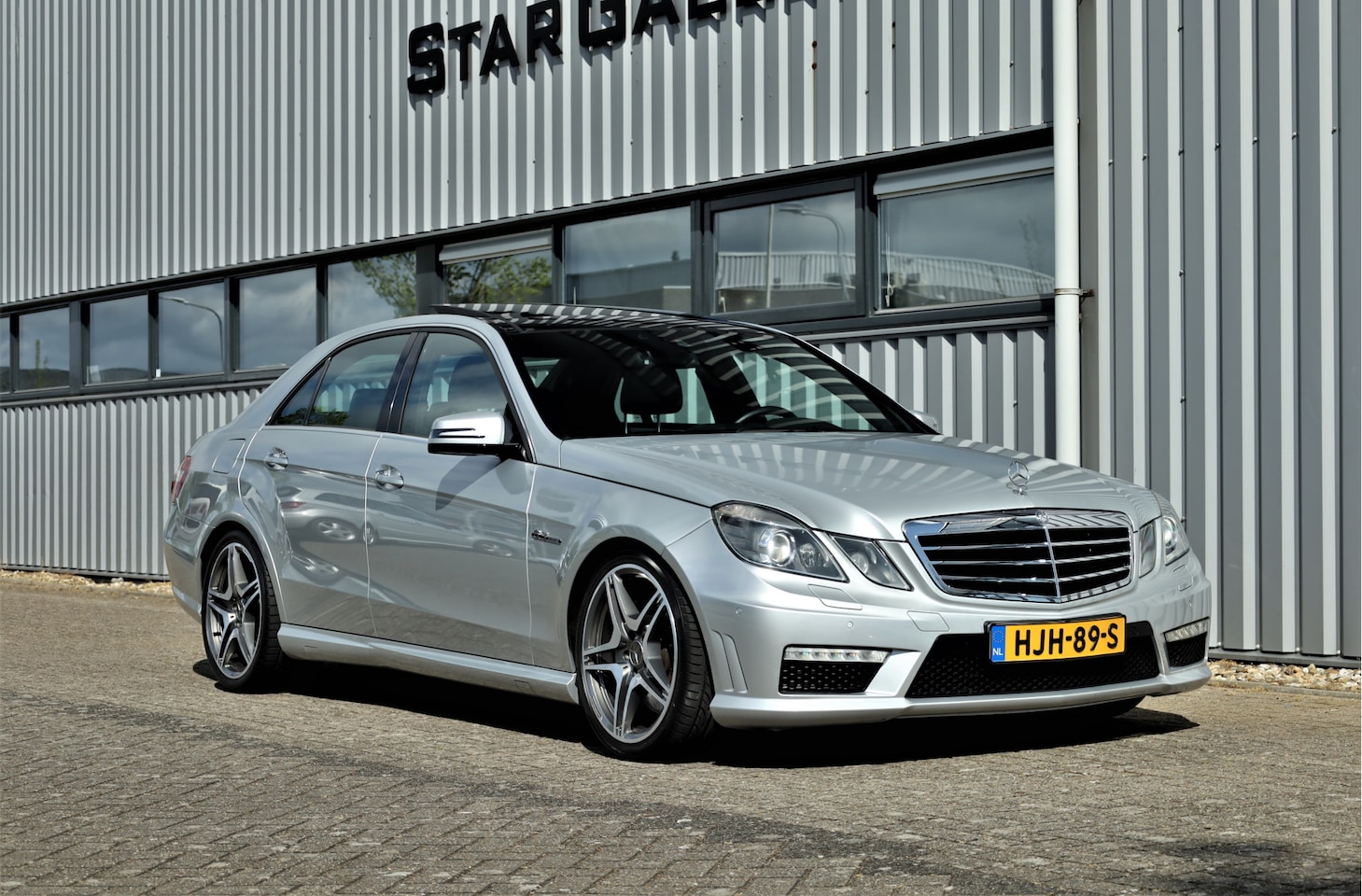 Mercedes-Benz E-klasse - E 63 AMG Youngtimer 57963km BTW auto - AutoWereld.nl