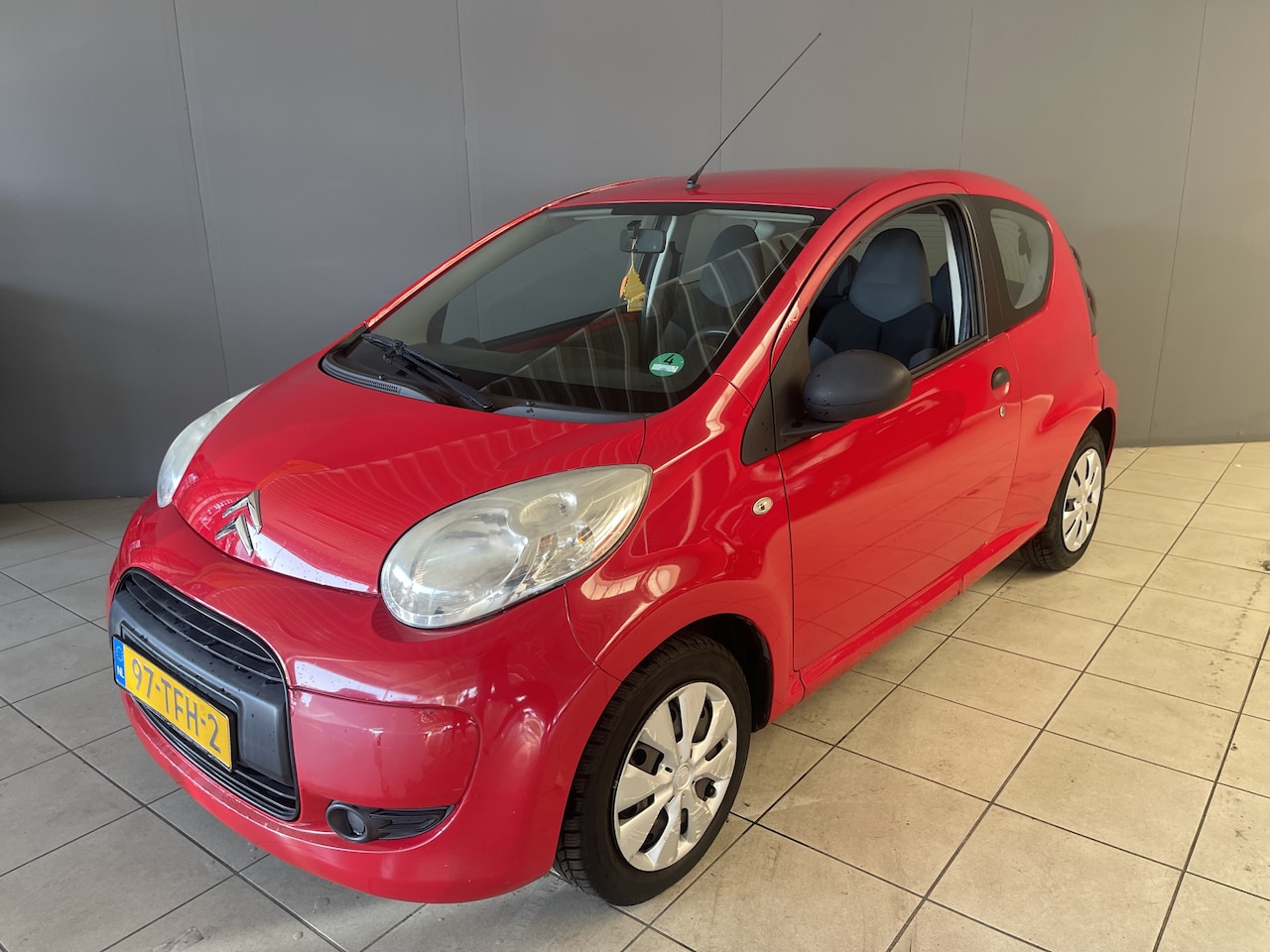 Citroën C1 - 1.0-12V Séduction 365 dagen garantie, nieuwe APK Linksachter kras zie foto, verder zeer ne - AutoWereld.nl