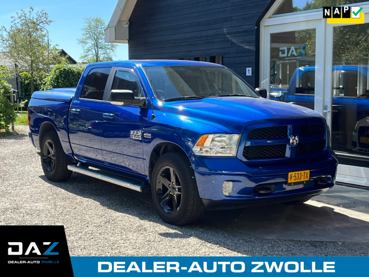 Dodge Ram 1500 - 5.7 V8 4x4 Quad Cab 6'4 Laramie Aut/Ecc/Navi/Dak - AutoWereld.nl