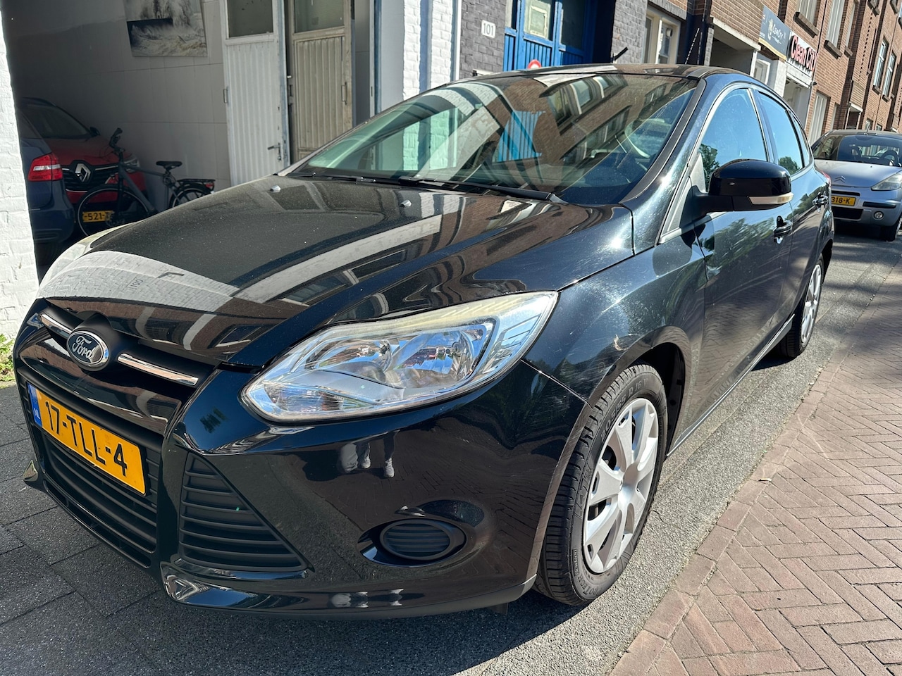 Ford Focus - 1.6 TI-VCT Trend Airco Dealer Onderhouden Bluetooth Nieuwe Apk - AutoWereld.nl