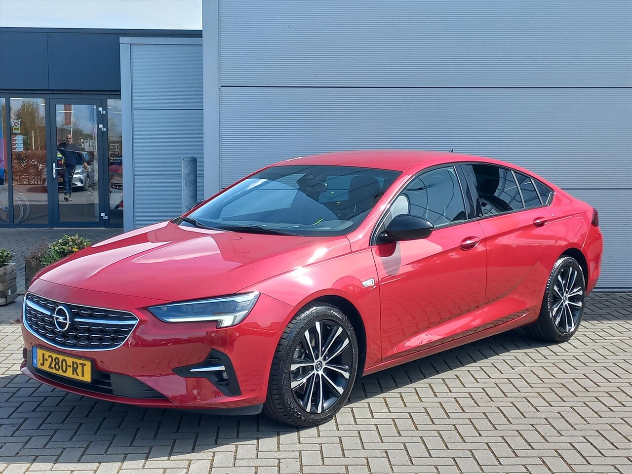 Opel Insignia Grand Sport - 2.0T 200pk Ultimate Automaat | Climate Control | Navigatie | Winterpack | Lederen bekledin - AutoWereld.nl