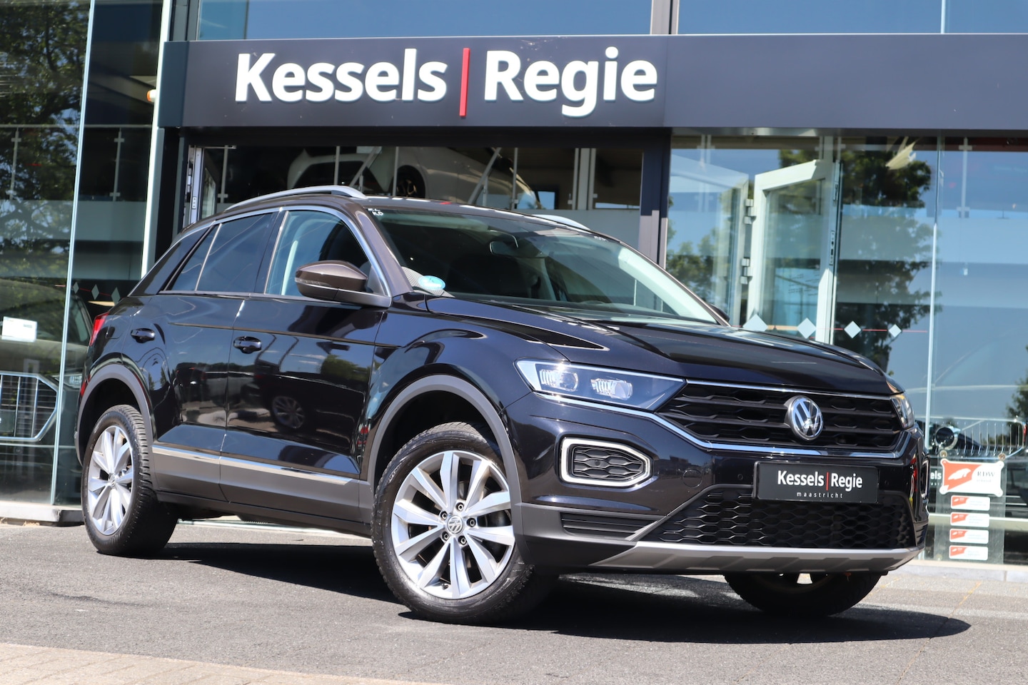 Volkswagen T-Roc - 1.5 TSI DSG Style Virtual Navi Led ACC - AutoWereld.nl