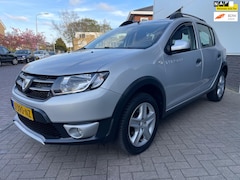 Dacia Sandero Stepway - 0.9 TCe Lauréate/Navi/Cruise-c/Airco/PDC/AUX/Elek-pakket/Goed-onderhouden