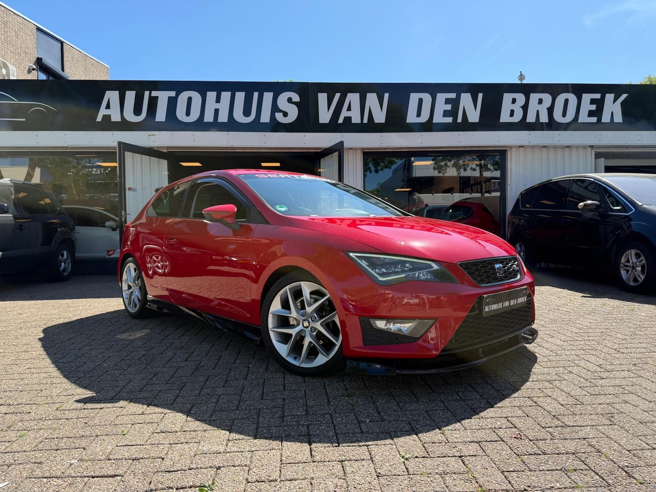 Seat Leon SC - 1.4 TSI FR 123Pk Sport Navi Cruise Climate Ctr Lmv Elek Pakket Nw Apk - AutoWereld.nl