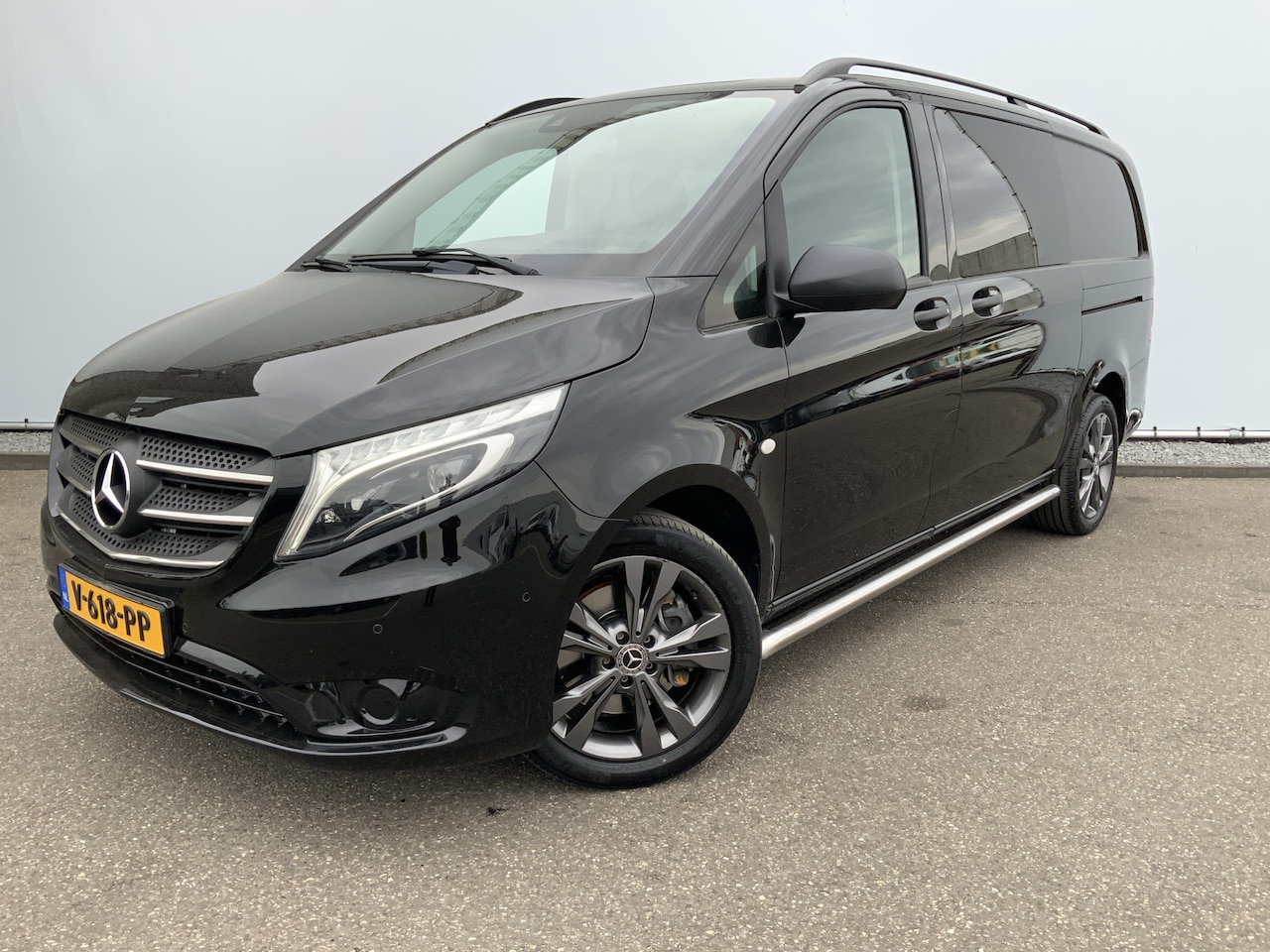 Mercedes-Benz Vito - 119 CDI Lang Automaat Dub Cab Dub Schuifdeur Airco Cruise Camera Alu Velg Side Bar Trekhaa - AutoWereld.nl