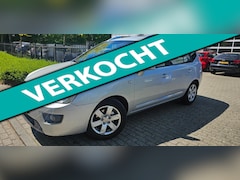 Kia Carens - 2.0 CVVT X-ecutive