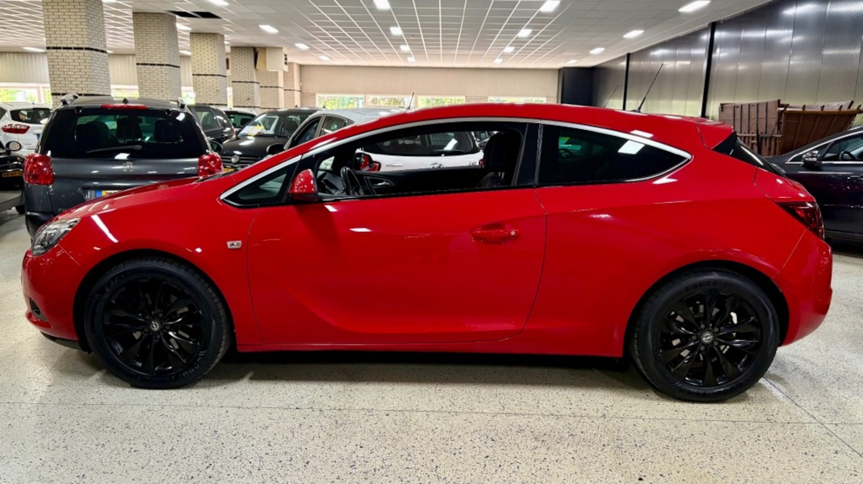 Opel Astra GTC - GTC 1.4 TURBO SPORT Airco ECC PDC Trekhaak - AutoWereld.nl