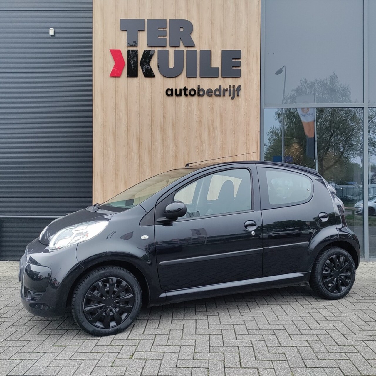 Citroën C1 - 1.0-12V 2011 Lage KM Airco - AutoWereld.nl