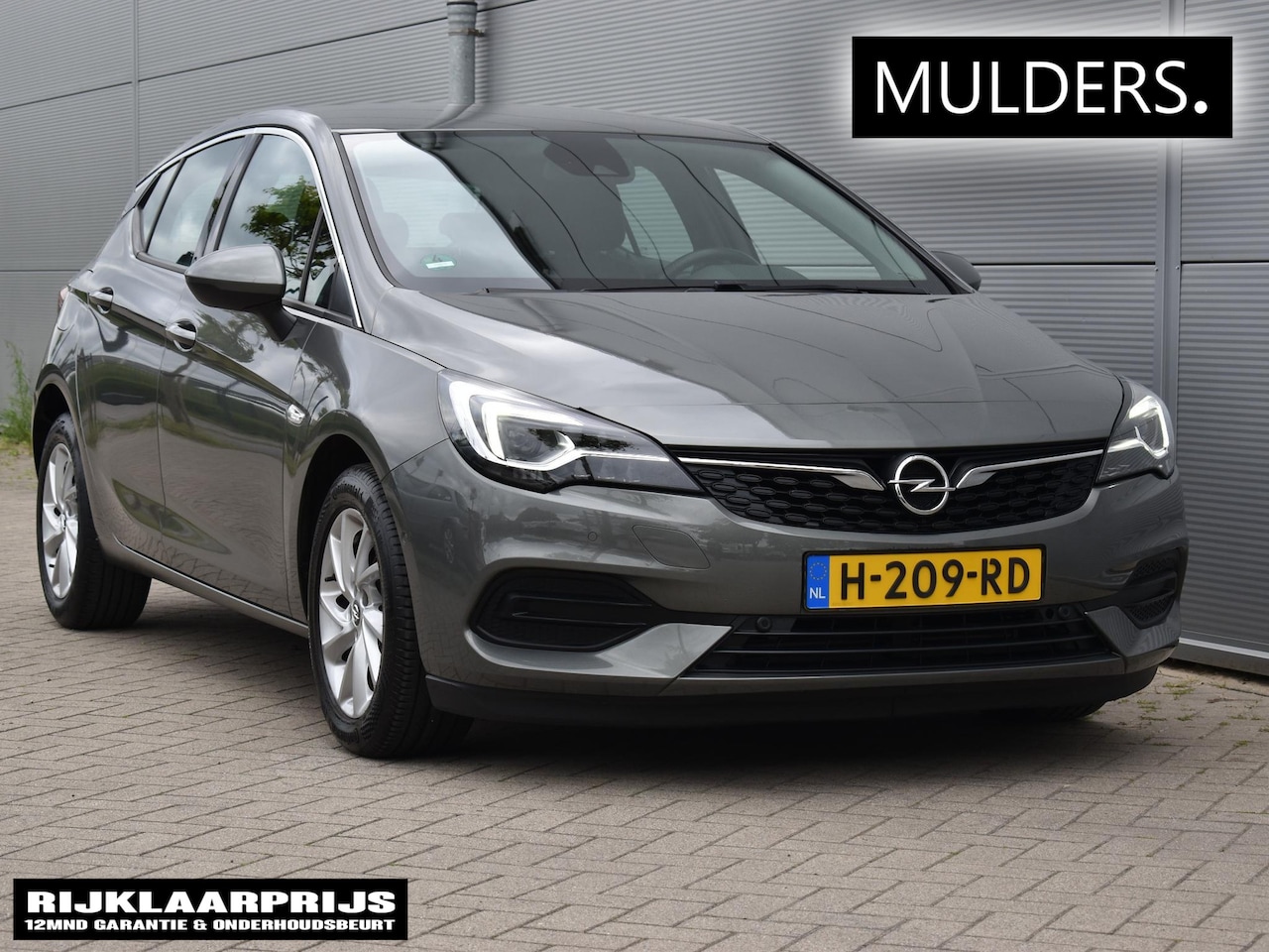 Opel Astra - 1.2 Elegance NAVIGATIE / CAMERA / ECC - AutoWereld.nl
